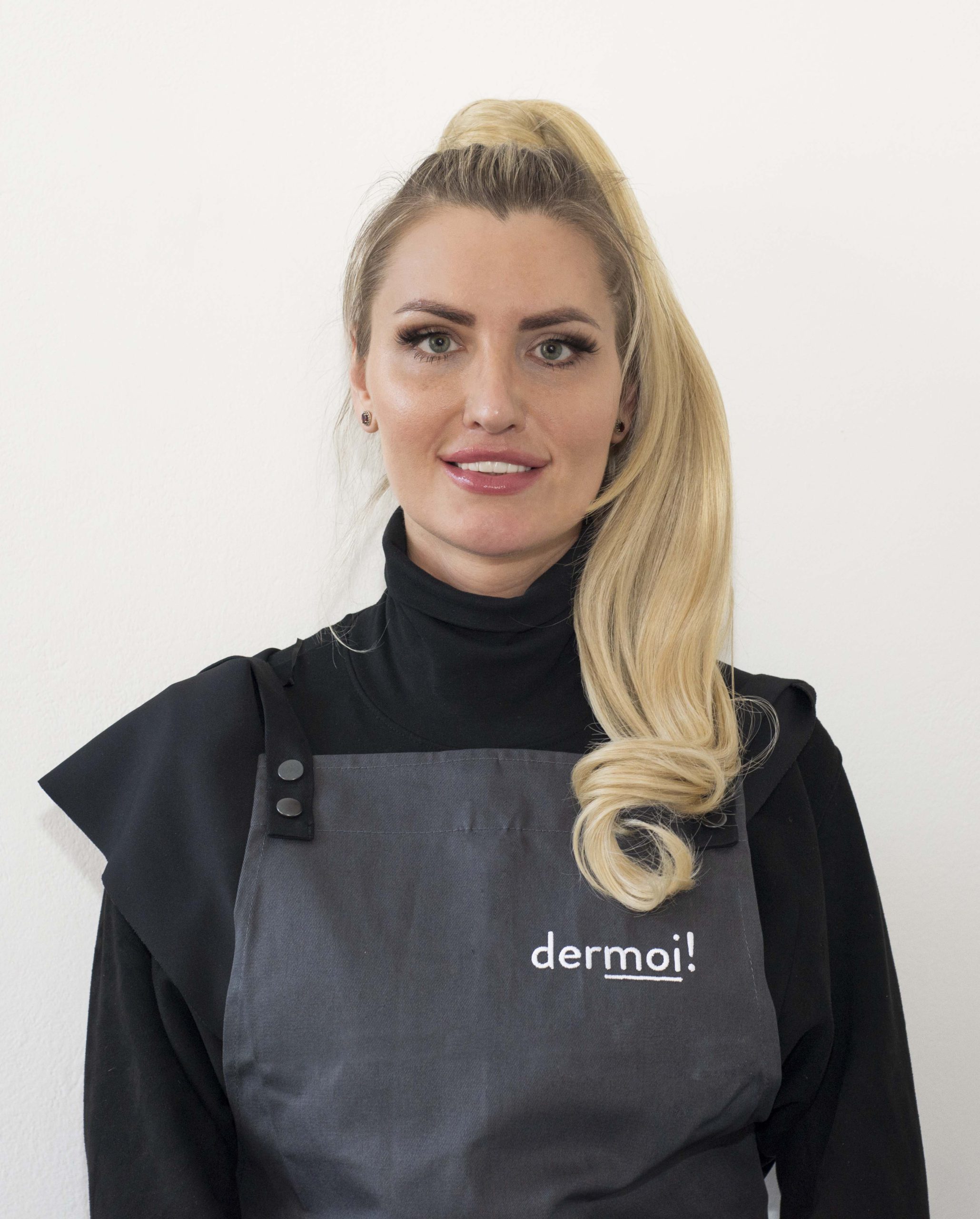 Dermoi - Aesthetician Agnes